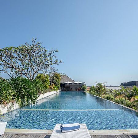 รามาดา บาย วินด์แฮม บาหลี ซันเซ็ตโร้ด กูตา Hotel เซมินยัค ภายนอก รูปภาพ