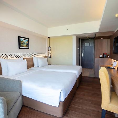 รามาดา บาย วินด์แฮม บาหลี ซันเซ็ตโร้ด กูตา Hotel เซมินยัค ภายนอก รูปภาพ