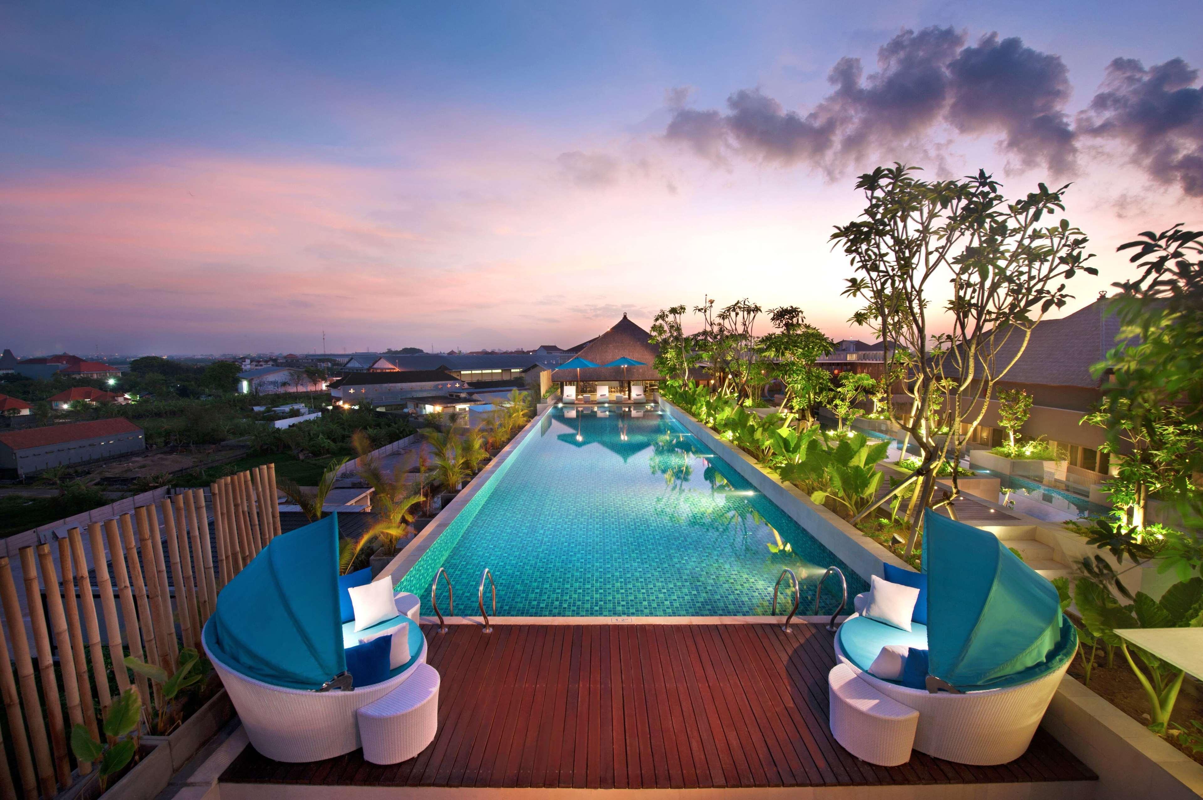 รามาดา บาย วินด์แฮม บาหลี ซันเซ็ตโร้ด กูตา Hotel เซมินยัค ภายนอก รูปภาพ