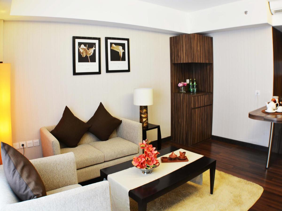 รามาดา บาย วินด์แฮม บาหลี ซันเซ็ตโร้ด กูตา Hotel เซมินยัค ภายนอก รูปภาพ