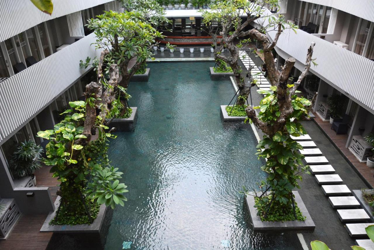 รามาดา บาย วินด์แฮม บาหลี ซันเซ็ตโร้ด กูตา Hotel เซมินยัค ภายนอก รูปภาพ