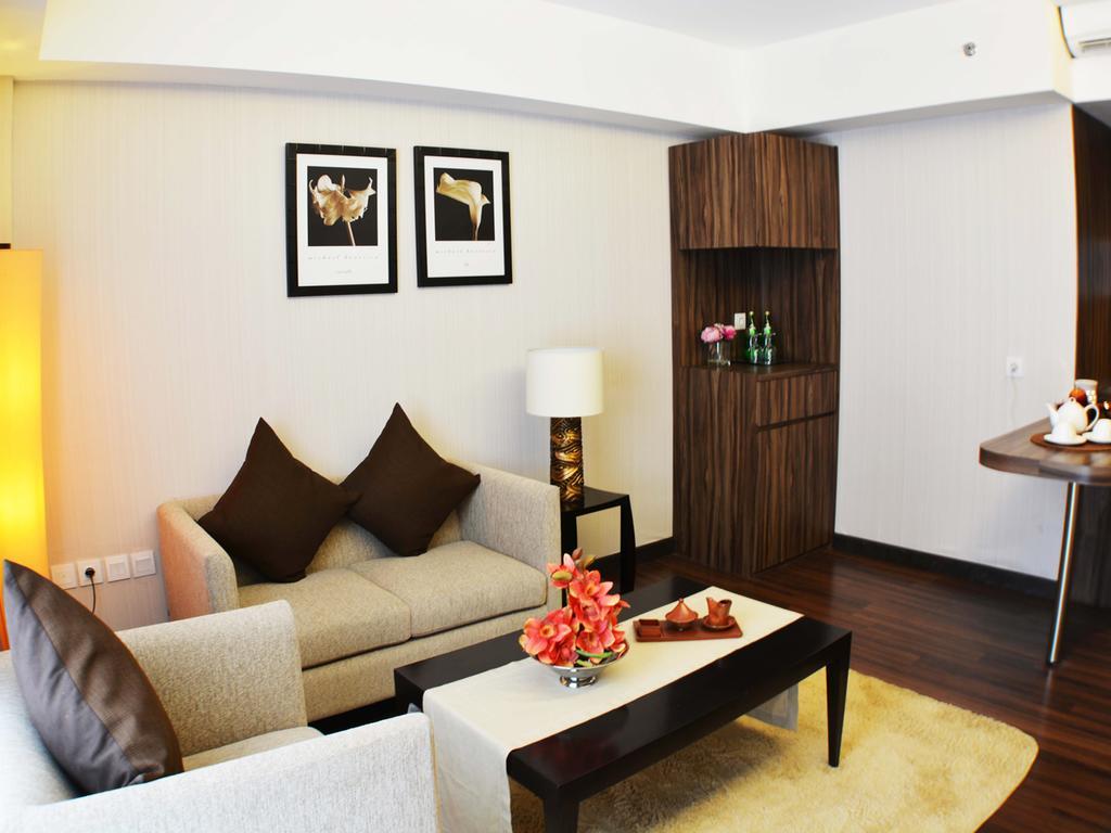 รามาดา บาย วินด์แฮม บาหลี ซันเซ็ตโร้ด กูตา Hotel เซมินยัค ภายนอก รูปภาพ