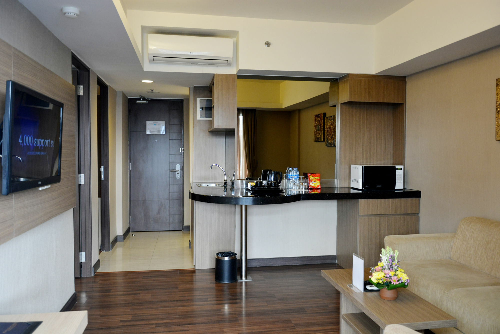 รามาดา บาย วินด์แฮม บาหลี ซันเซ็ตโร้ด กูตา Hotel เซมินยัค ภายนอก รูปภาพ