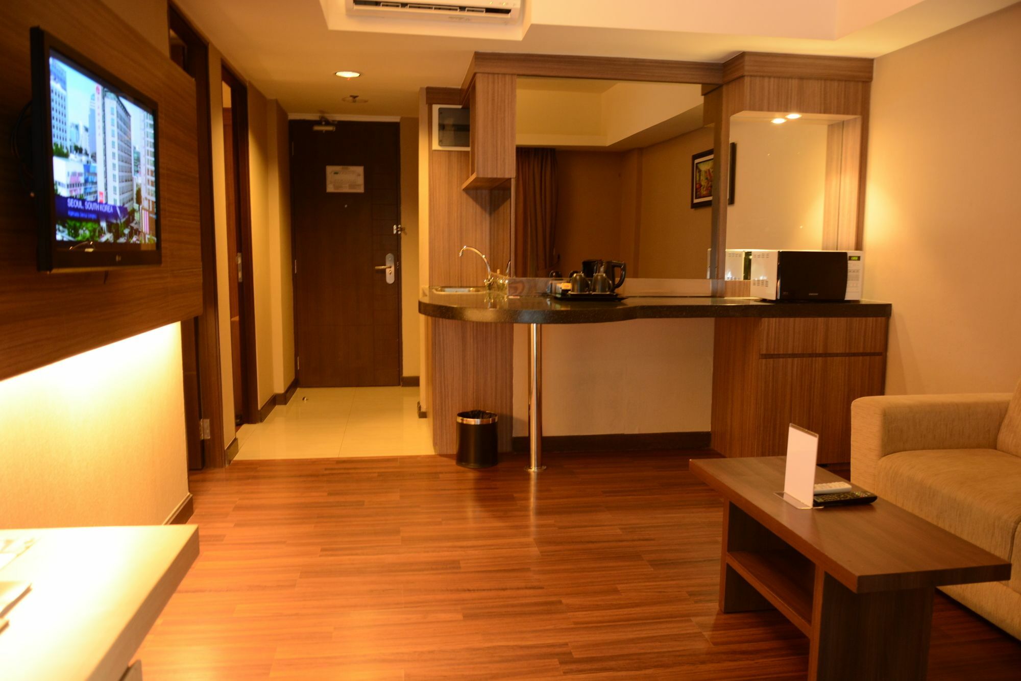 รามาดา บาย วินด์แฮม บาหลี ซันเซ็ตโร้ด กูตา Hotel เซมินยัค ภายนอก รูปภาพ