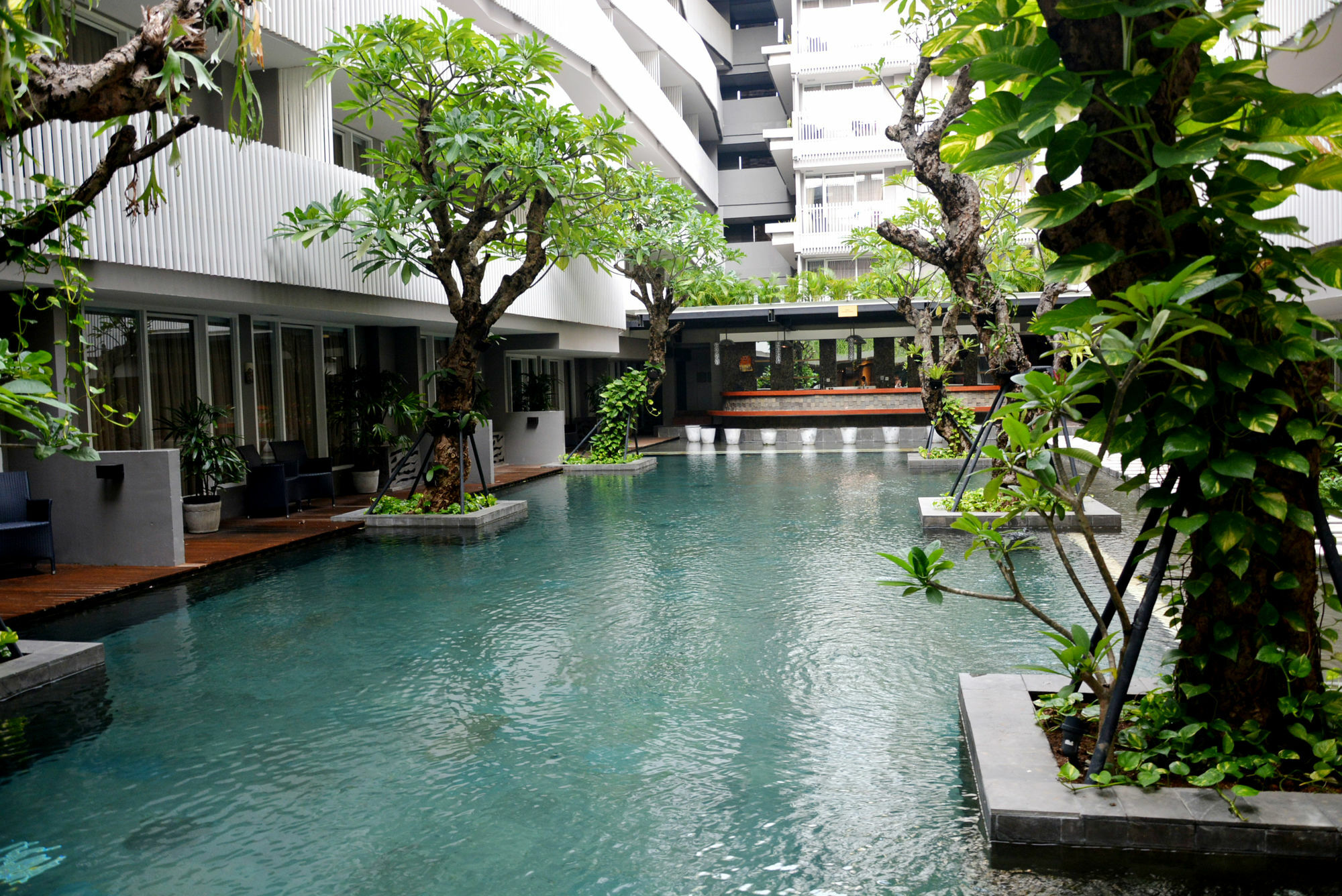 รามาดา บาย วินด์แฮม บาหลี ซันเซ็ตโร้ด กูตา Hotel เซมินยัค ภายนอก รูปภาพ