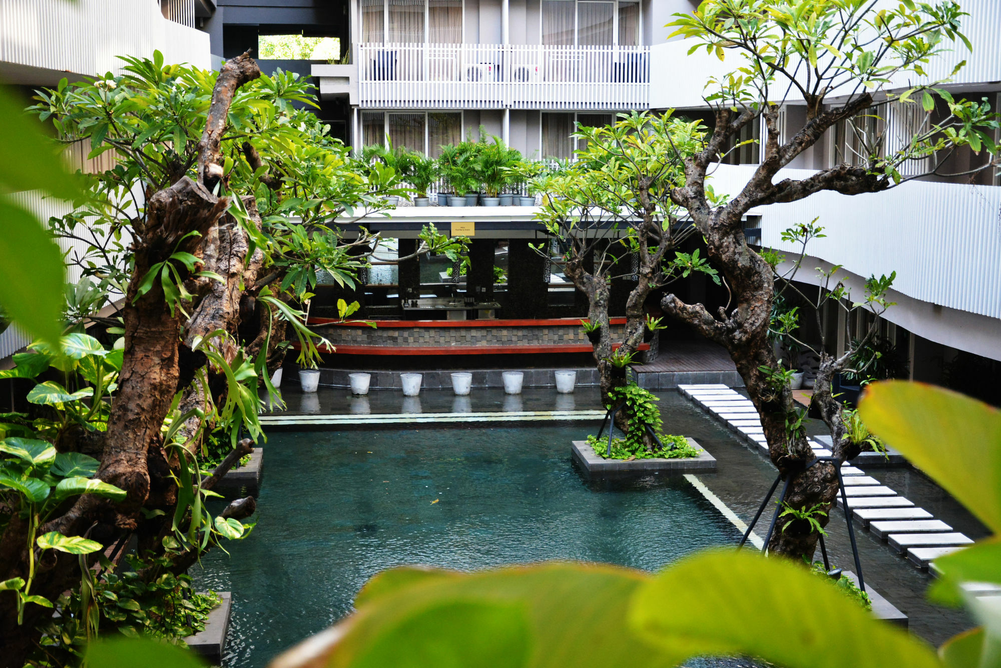 รามาดา บาย วินด์แฮม บาหลี ซันเซ็ตโร้ด กูตา Hotel เซมินยัค ภายนอก รูปภาพ